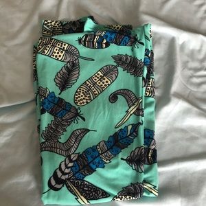 LulaRoe OS Mint Feather Leggings